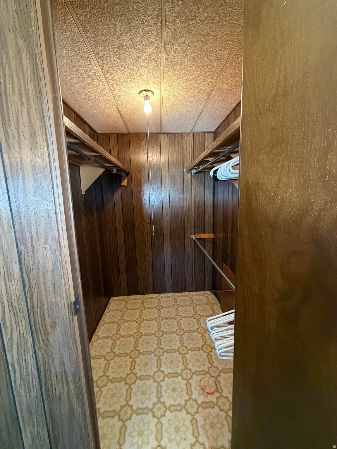 MONTE VISTA - Residential