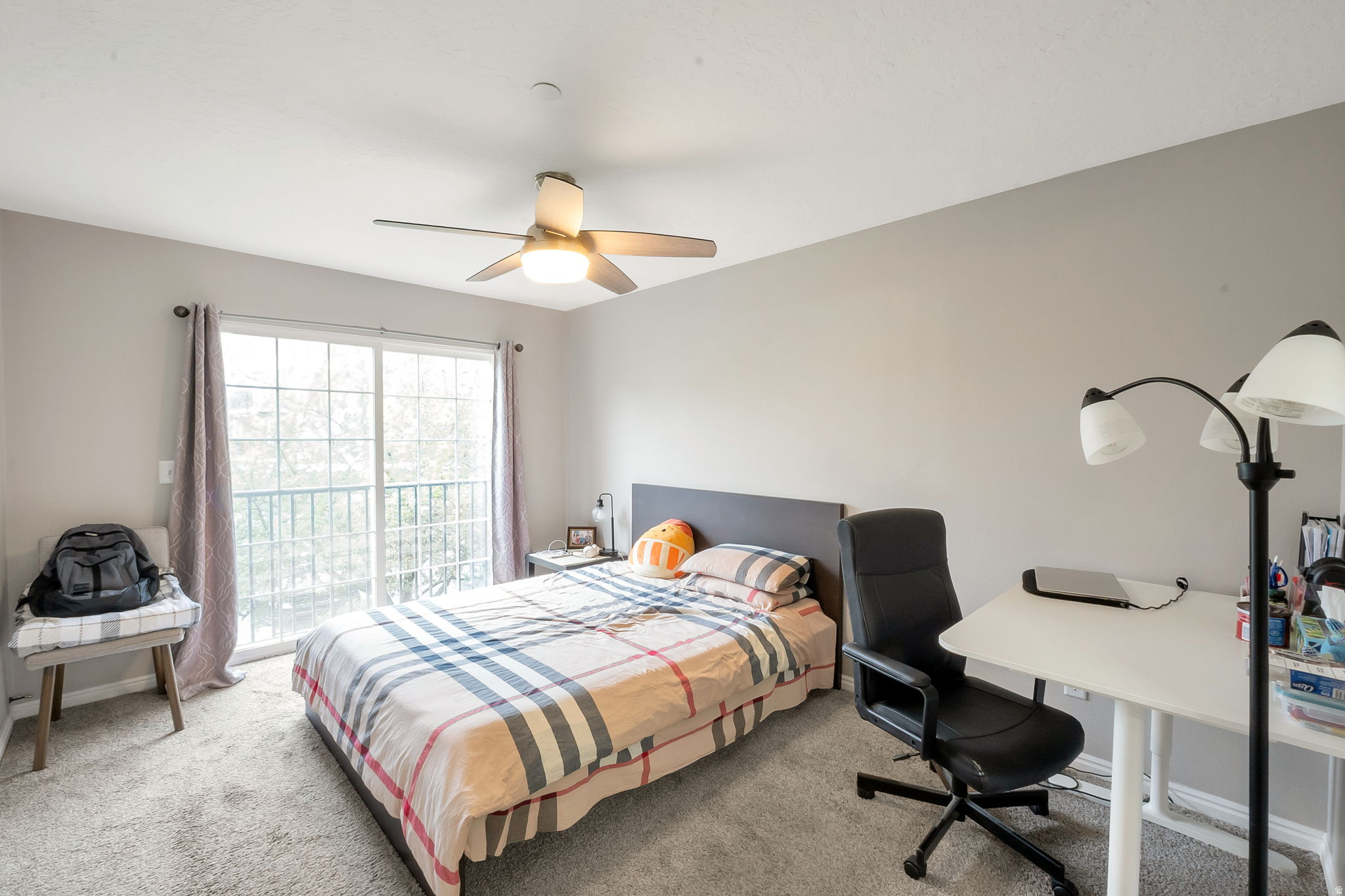 VINTAGE ON THE BLUFFS - Residential