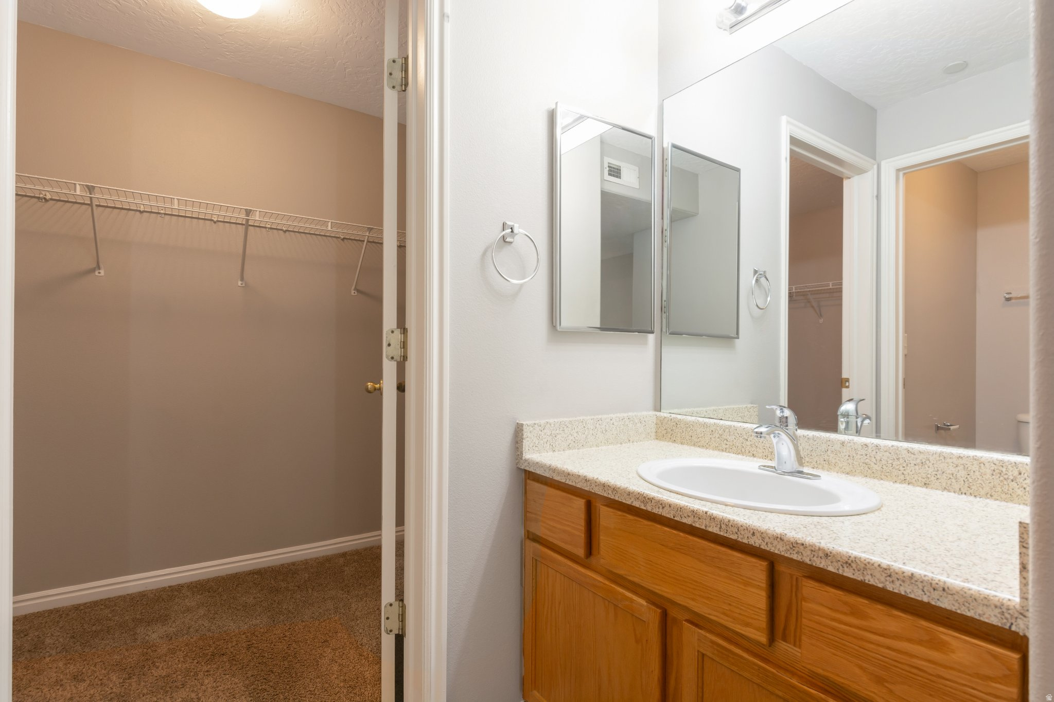 VINTAGE ON THE BLUFFS - Residential