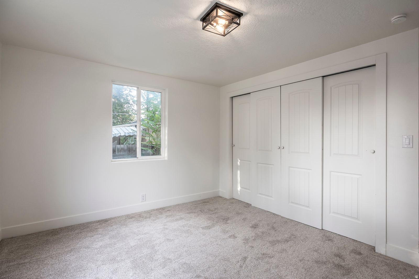 GLENDALE GARDENS - Residential