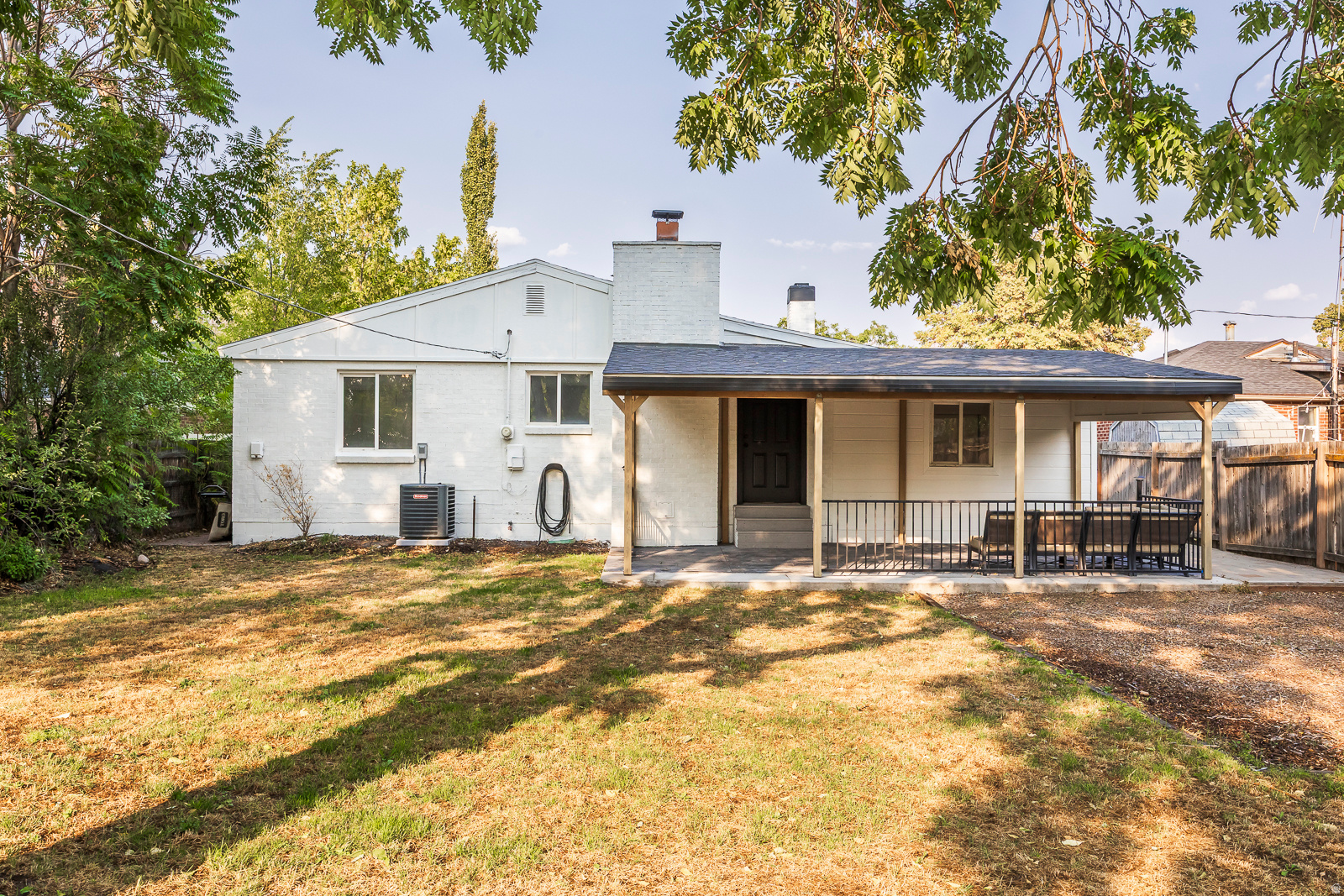 GLENDALE GARDENS - Residential