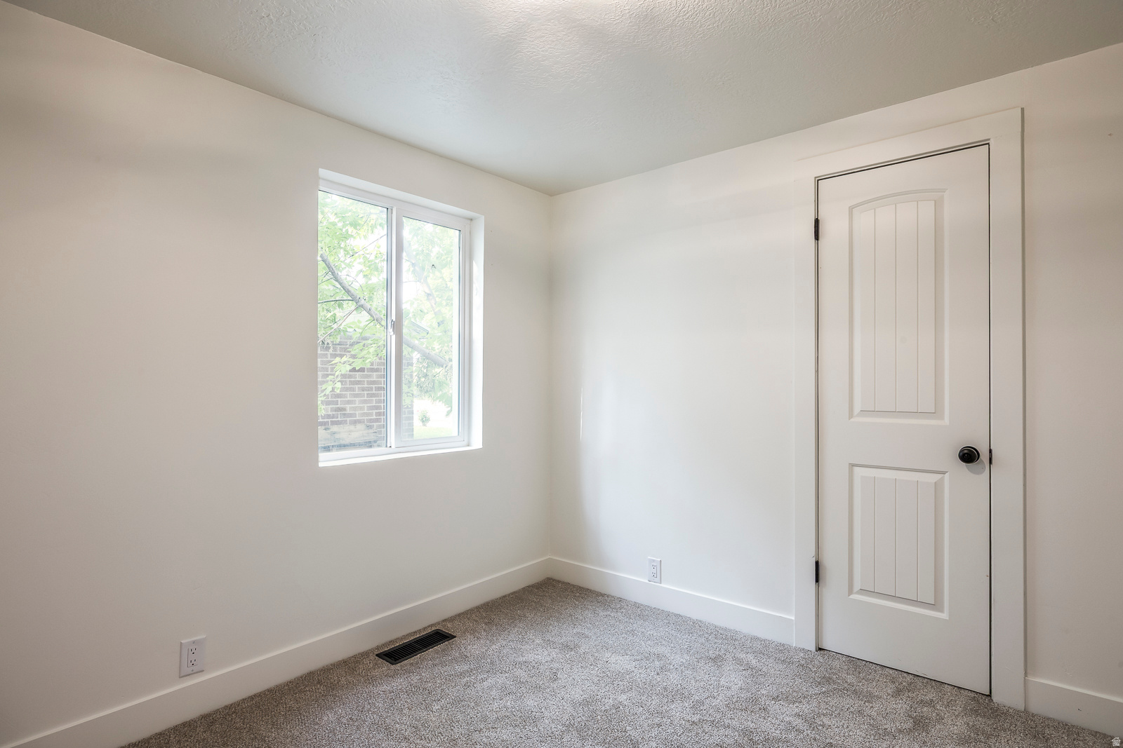 GLENDALE GARDENS - Residential