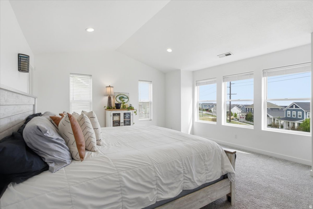 DAYBREAK - Residential