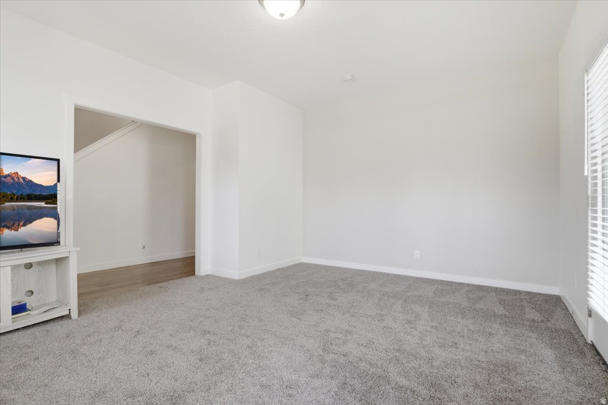 DAYBREAK - Residential