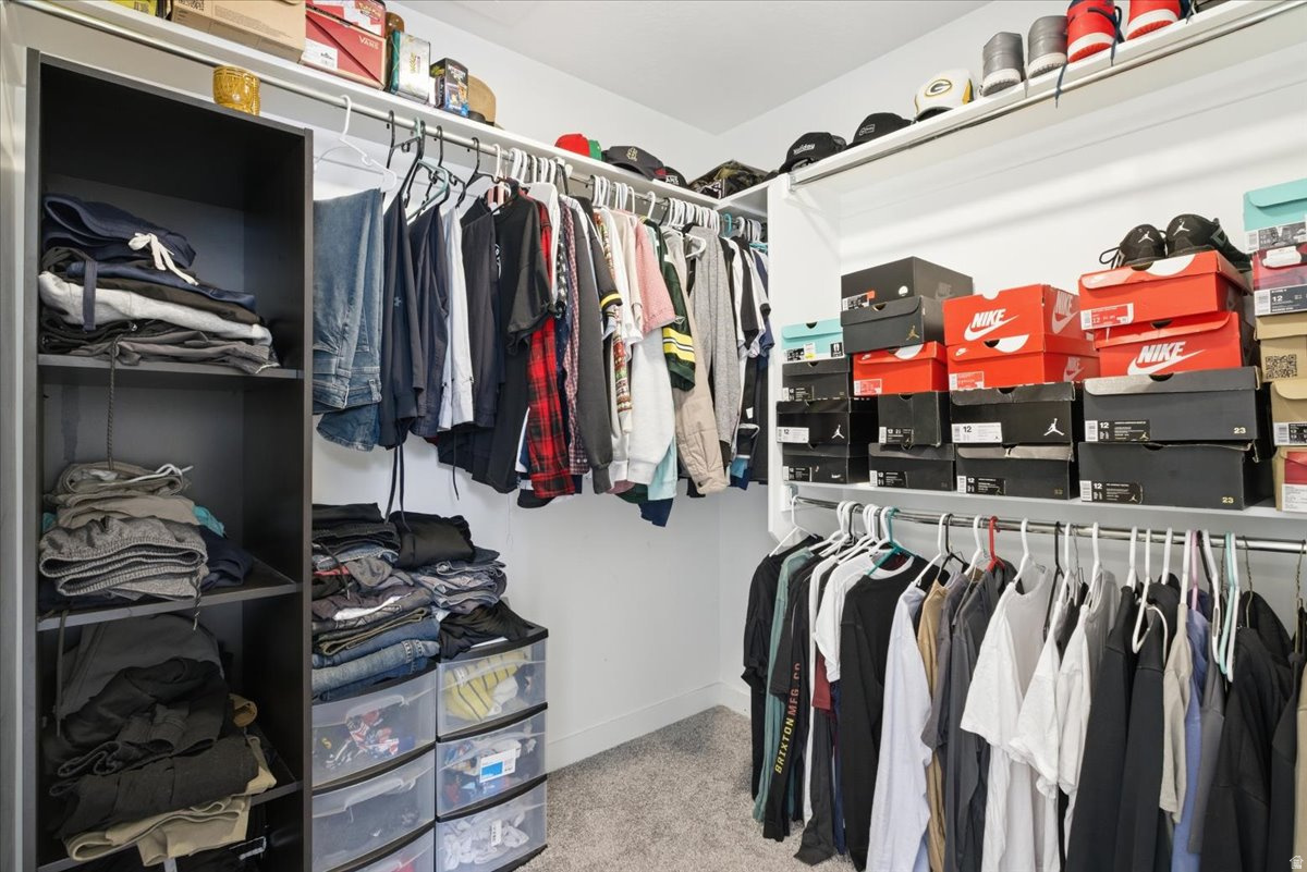 DAYBREAK - Residential