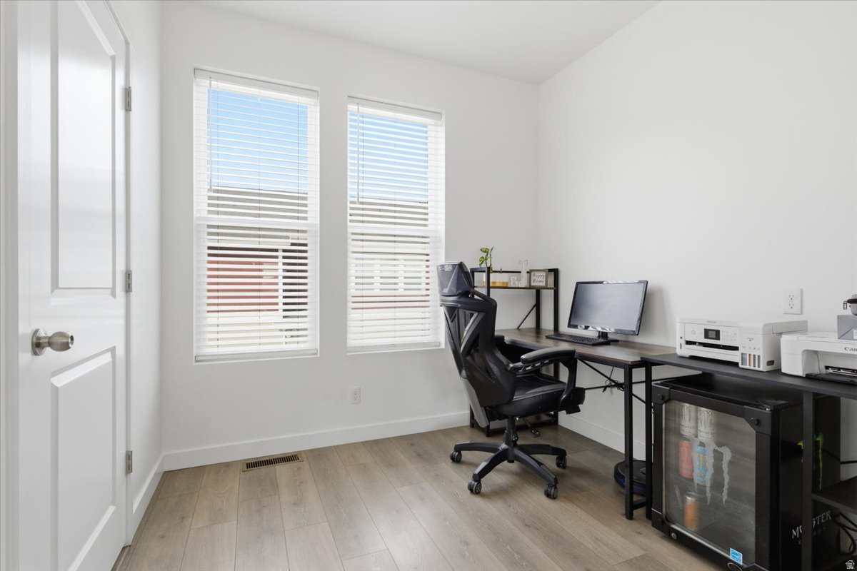 DAYBREAK - Residential