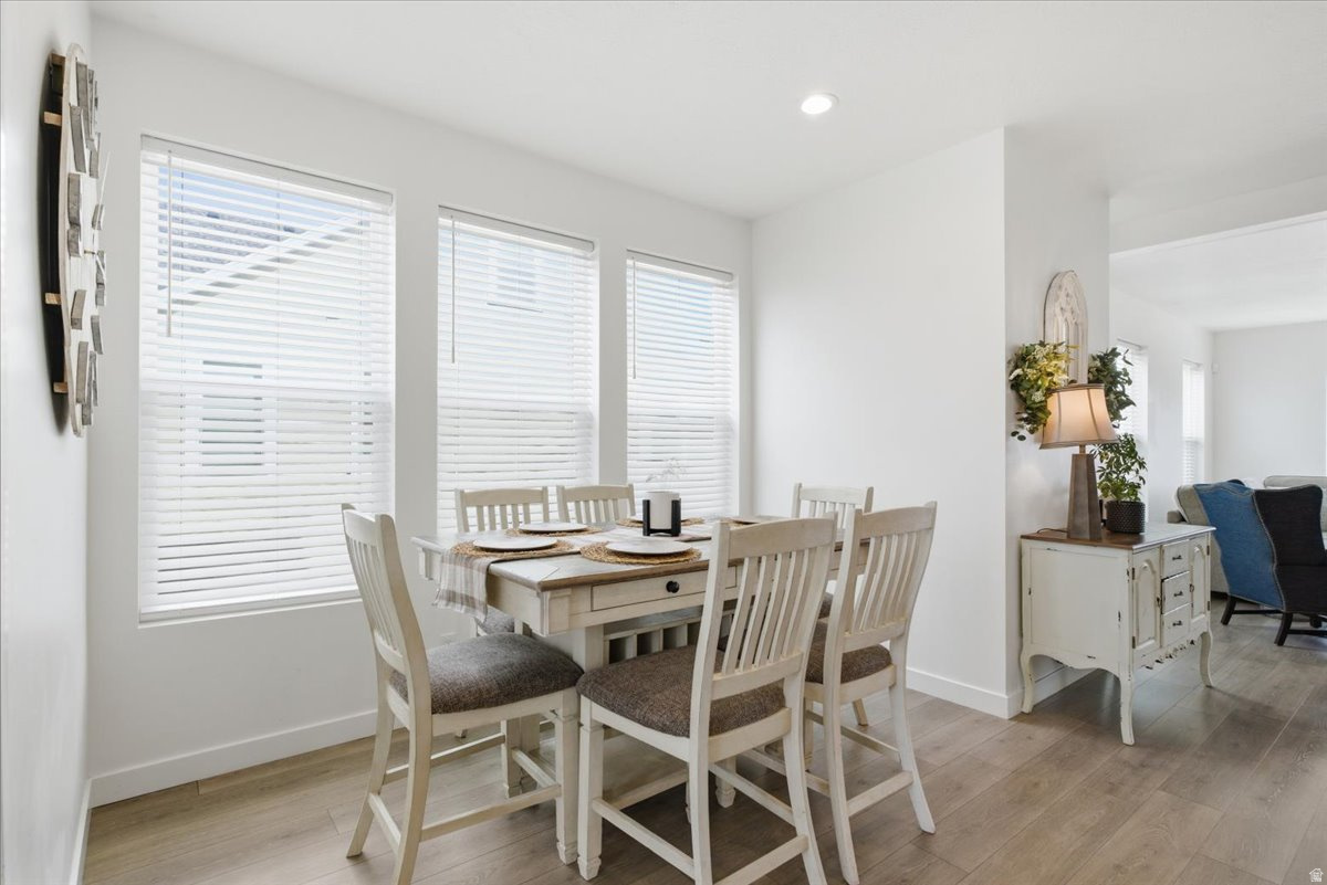 DAYBREAK - Residential