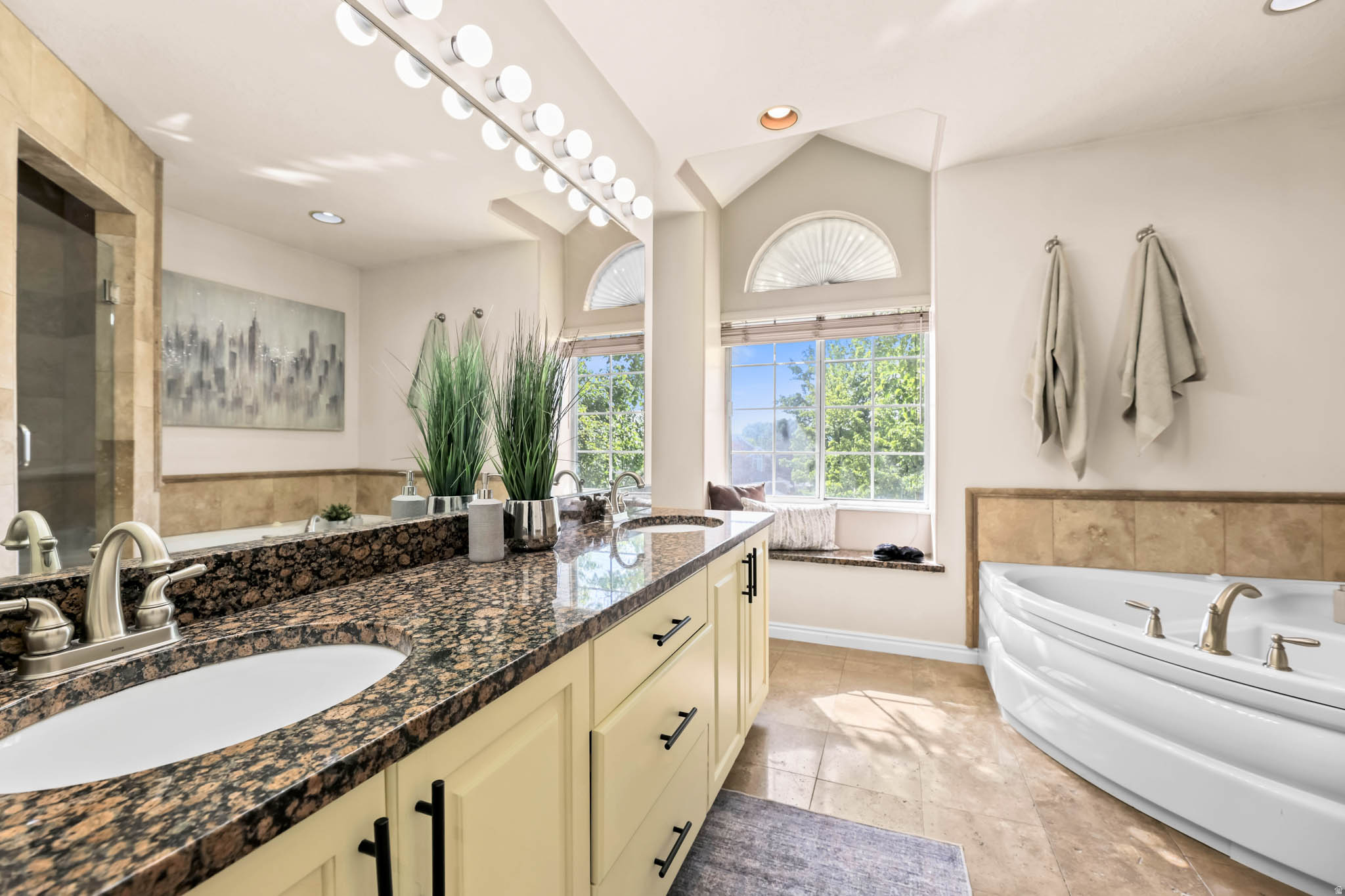 HIGH POINT - Residential