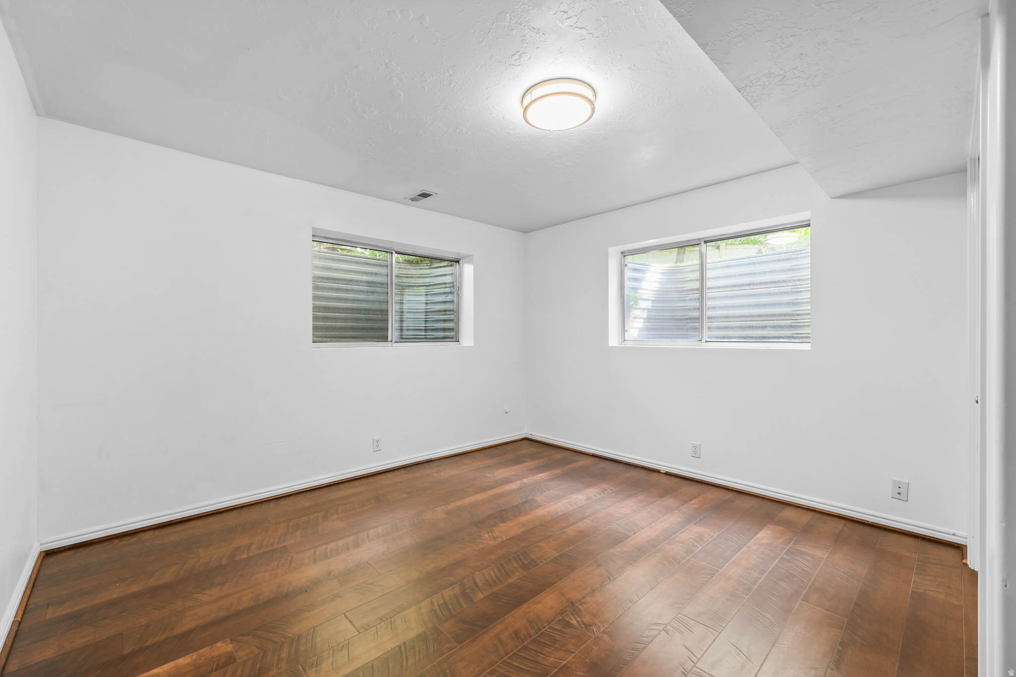 HIGH POINT - Residential