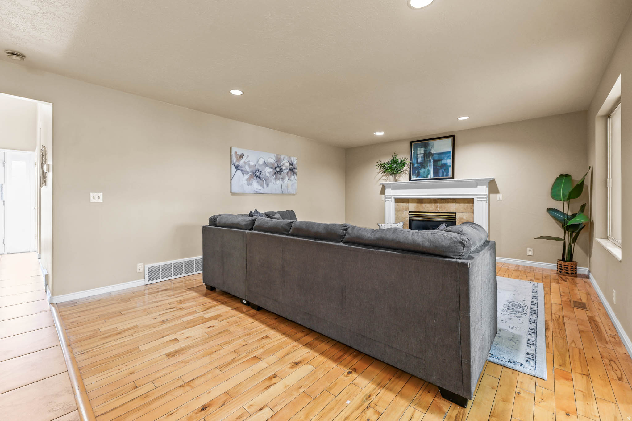 HIGH POINT - Residential