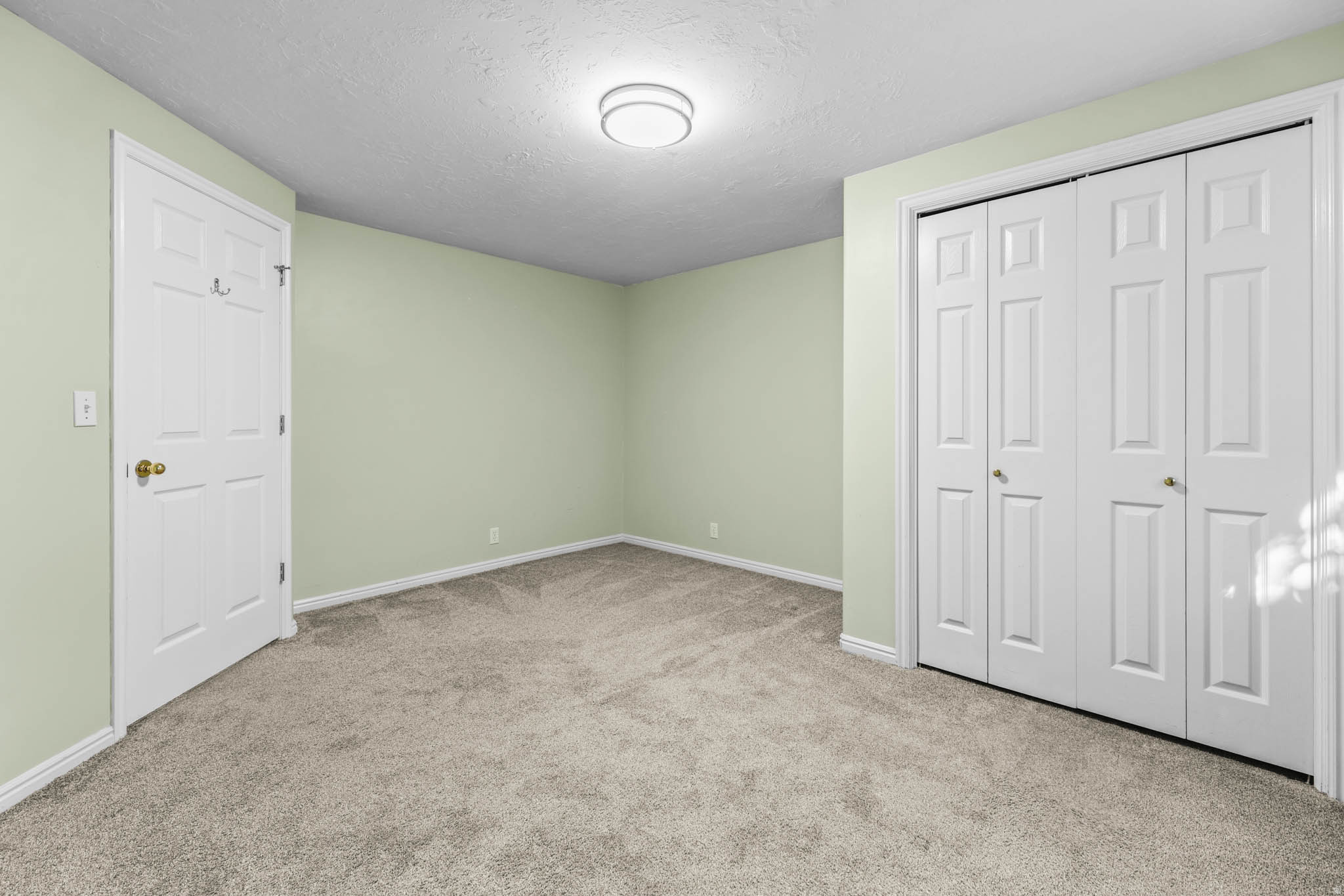 HIGH POINT - Residential