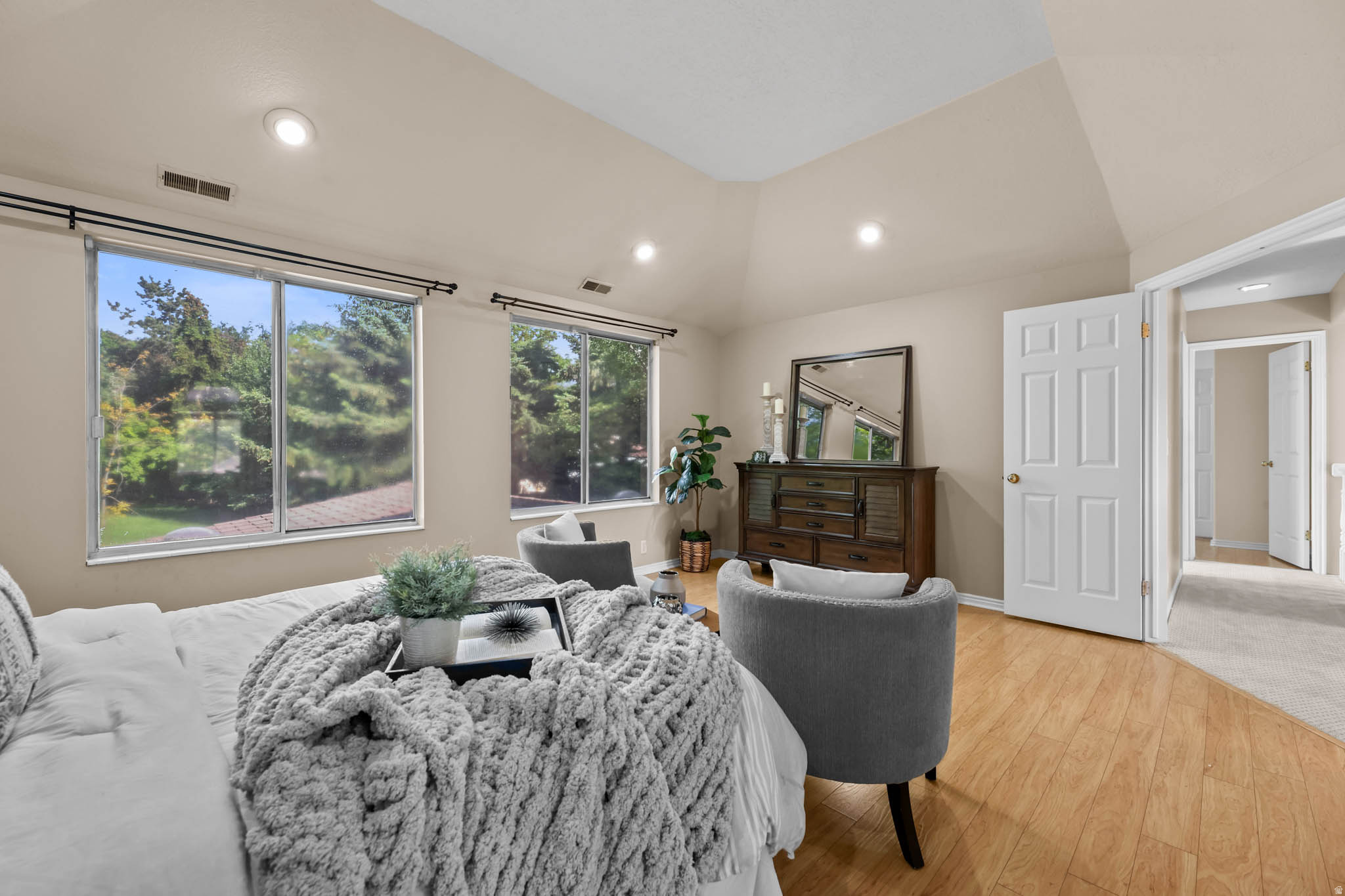 HIGH POINT - Residential