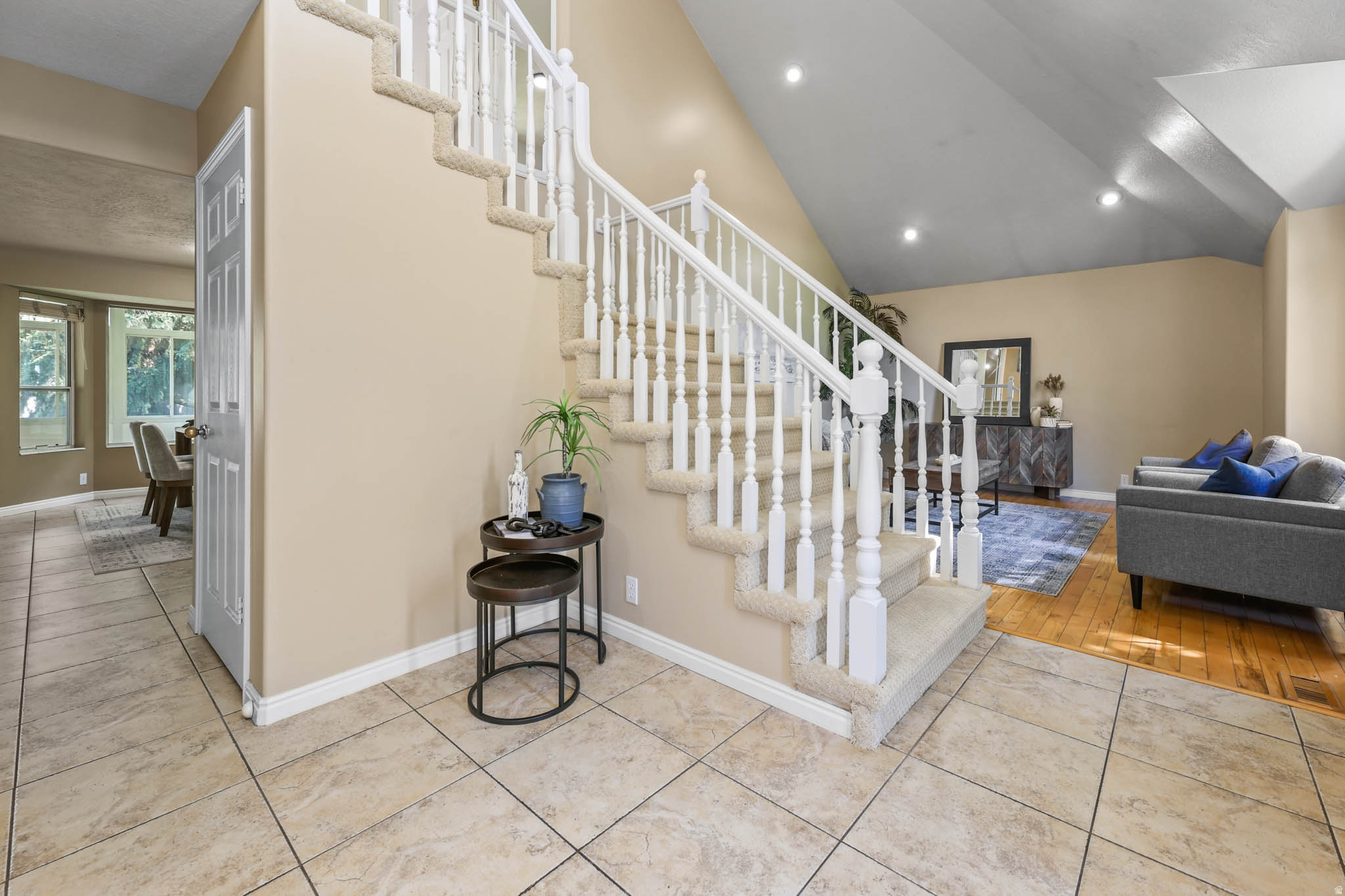 HIGH POINT - Residential