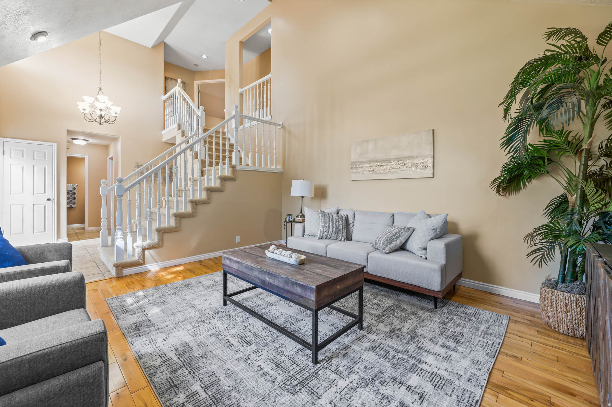 HIGH POINT - Residential