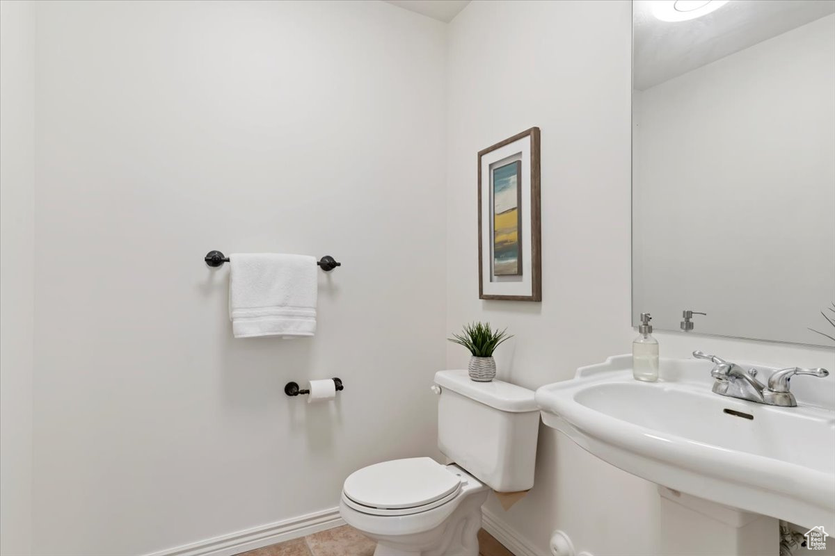 155 W 1525, Layton, Utah image 16