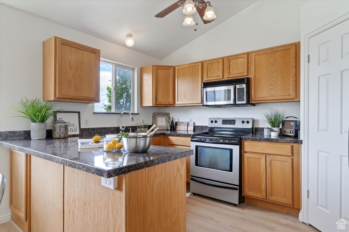 155 W 1525, Layton, Utah image 9