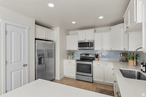 Tiny photo for 12186 S PIXIE DR, Draper, UT 84020 (MLS # 2117318)