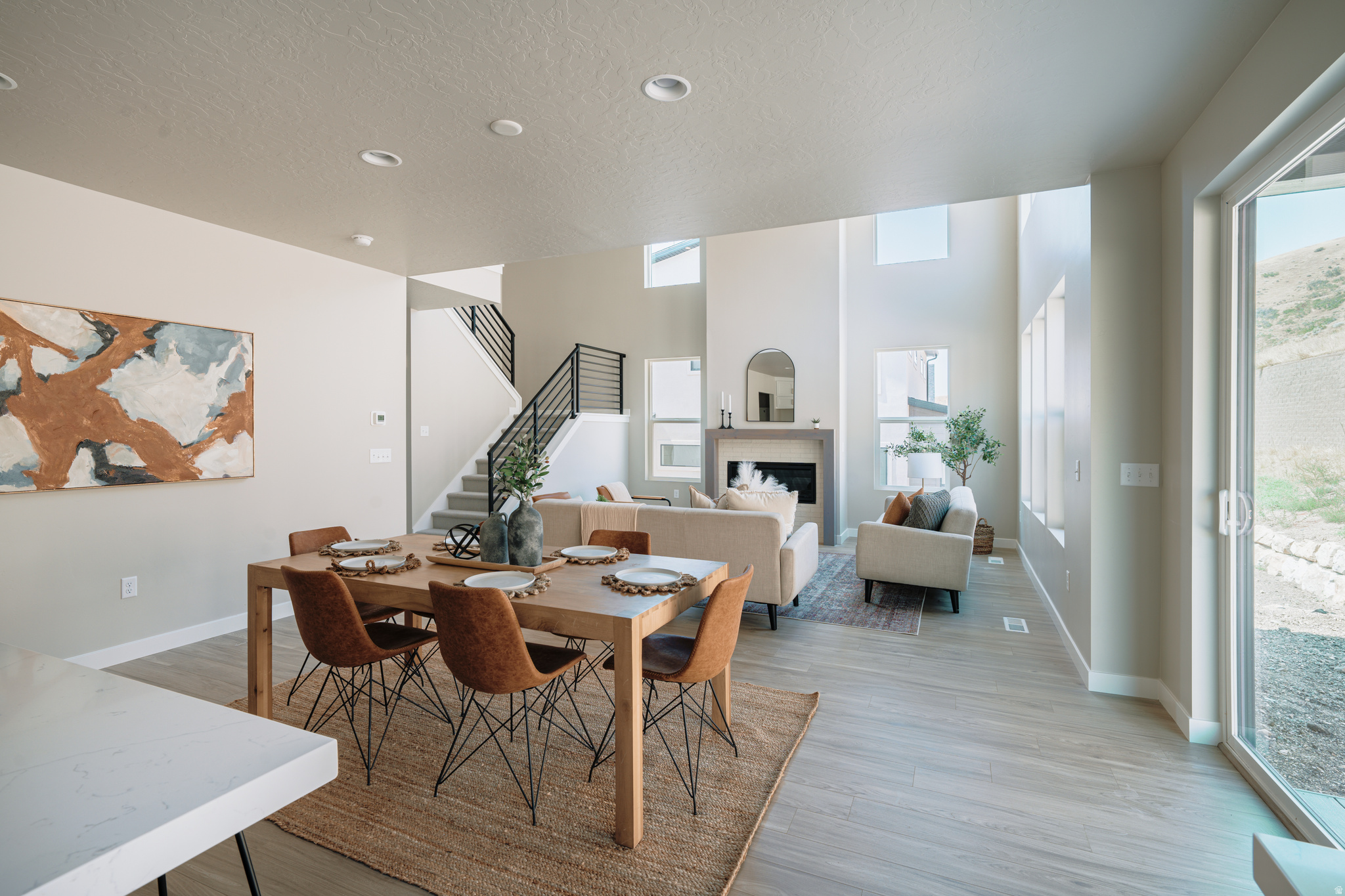 CANYON POINT - Residential