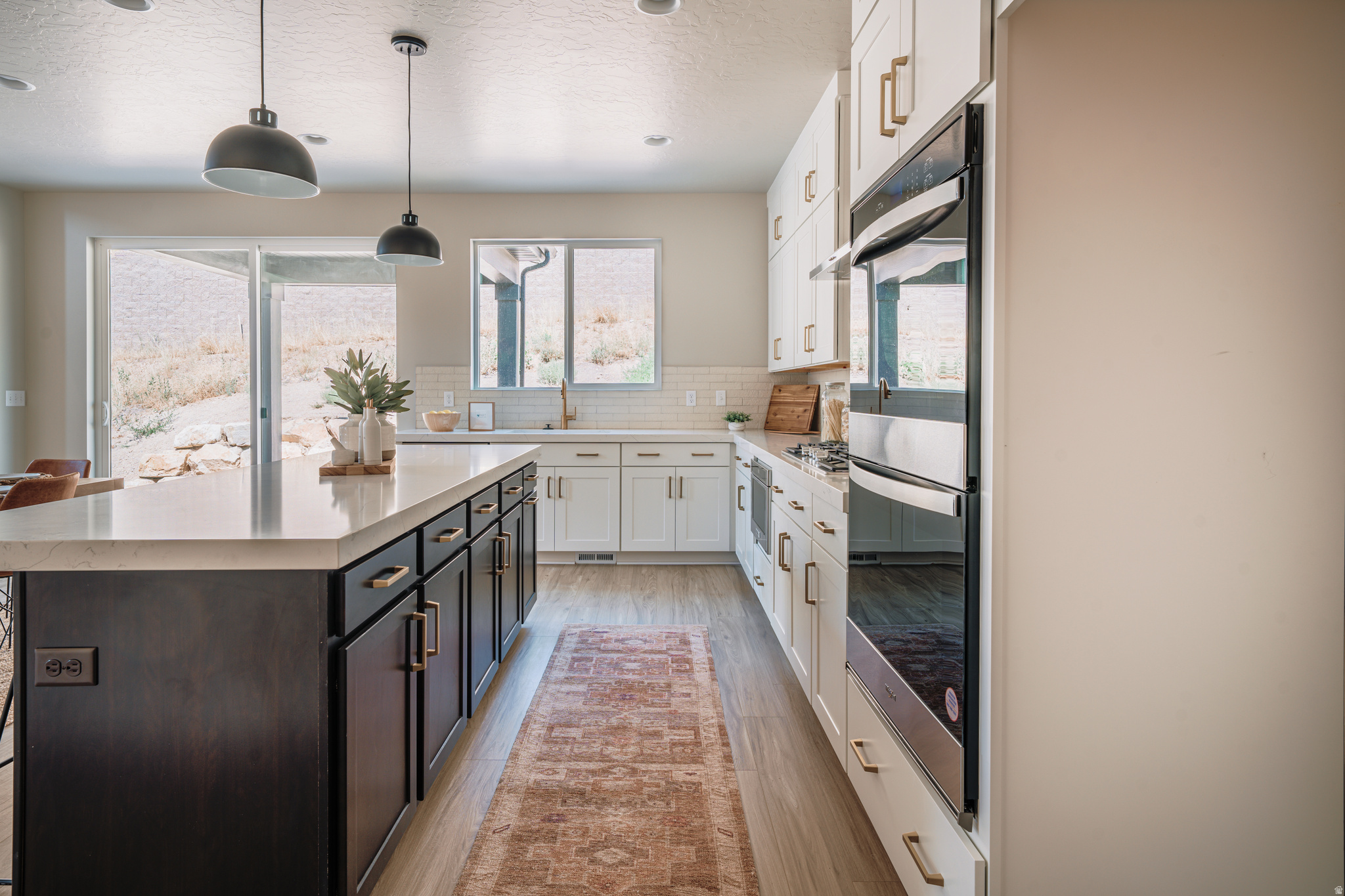 CANYON POINT - Residential