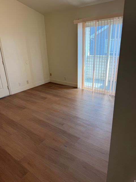 Condo For Sale - 8073 W Copperfield Pl #31<br/> Magna, UT 84044