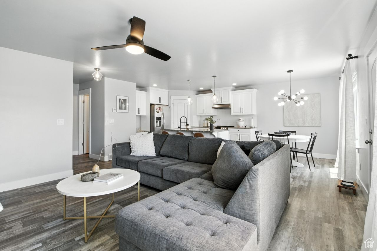 SOUTH VALLEY ESTATES - Residential