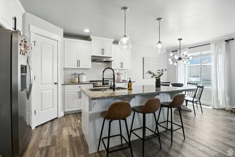 Tiny photo for 191 E 560 N, Salem, UT 84653 (MLS # 2118631)