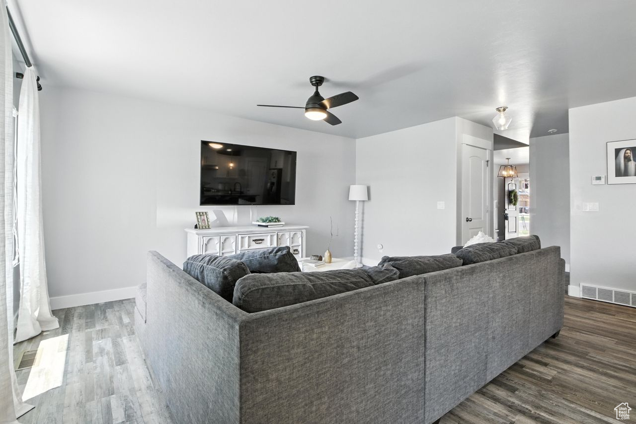 SOUTH VALLEY ESTATES - Residential