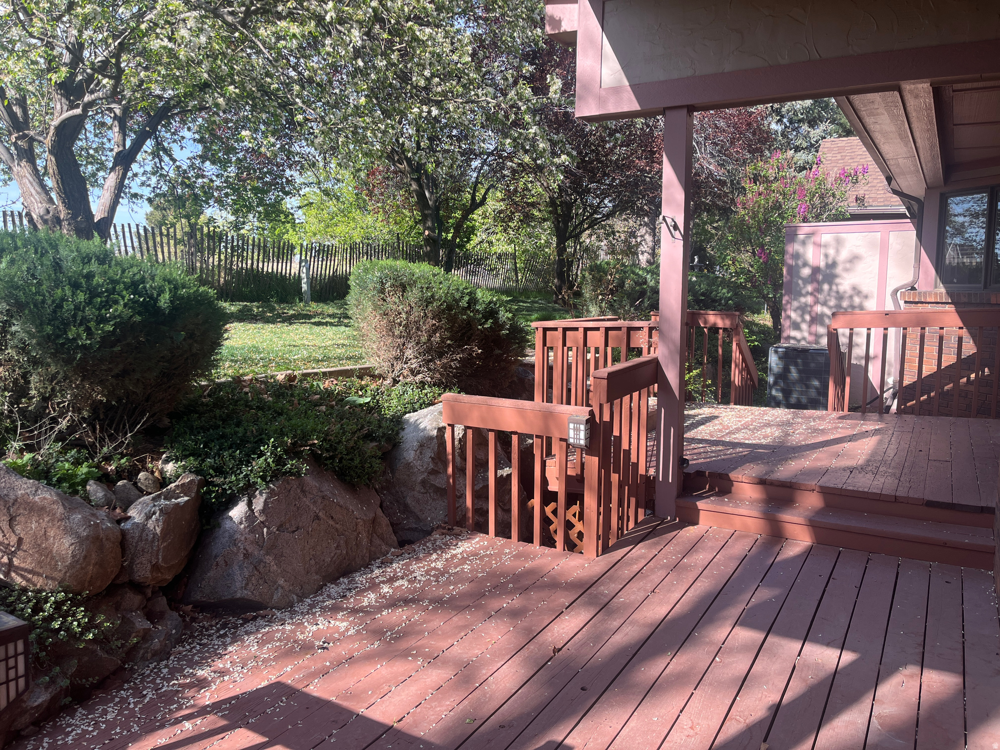 MOUNTAIN MEADOWS - Residential