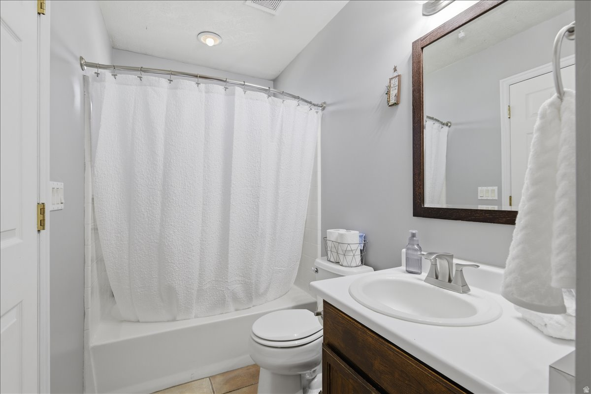 WEST MEADOWS - Residential