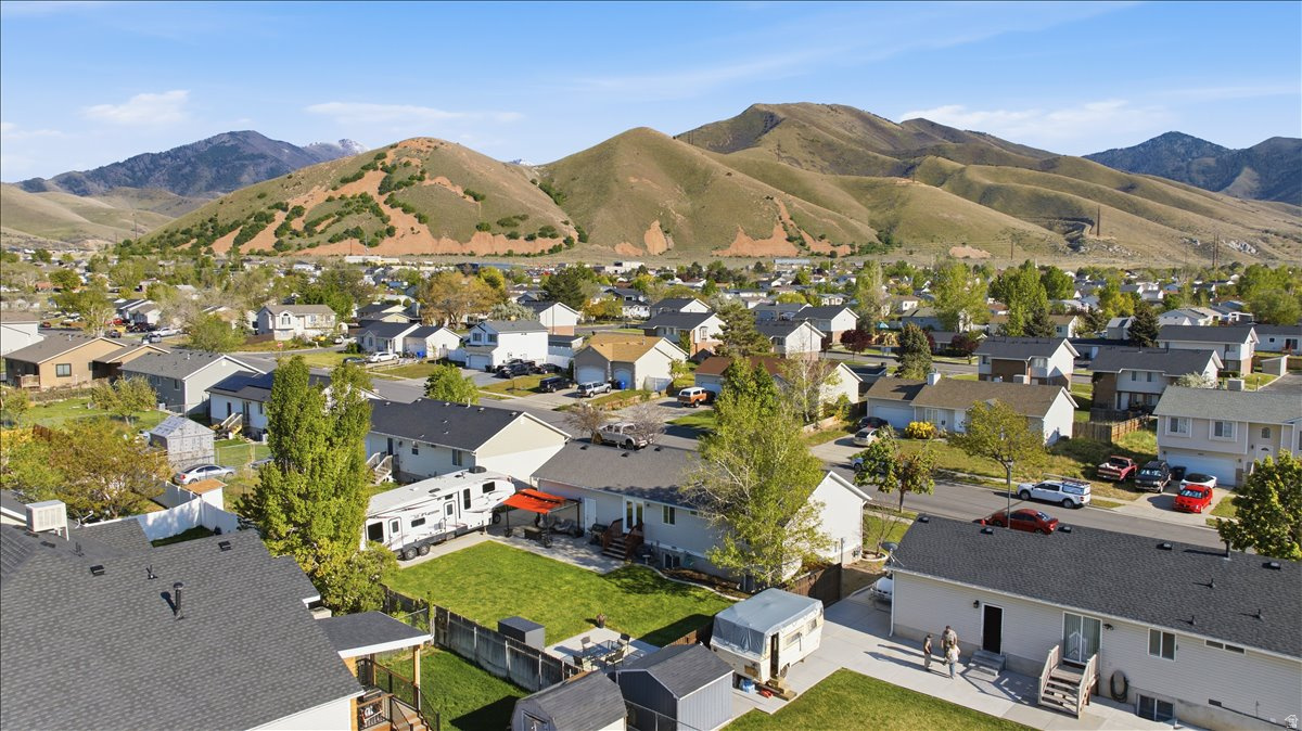 WEST MEADOWS - Residential