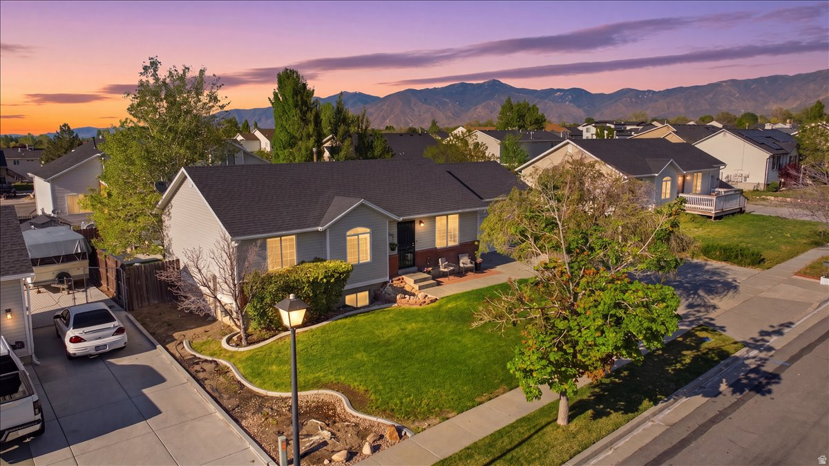 WEST MEADOWS - Residential
