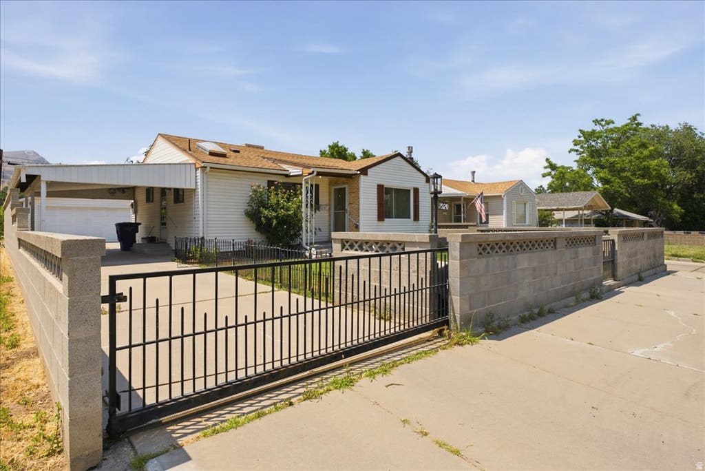 Photo of 2920 S 8850 W, Magna, UT 84044 (MLS # 2167705)