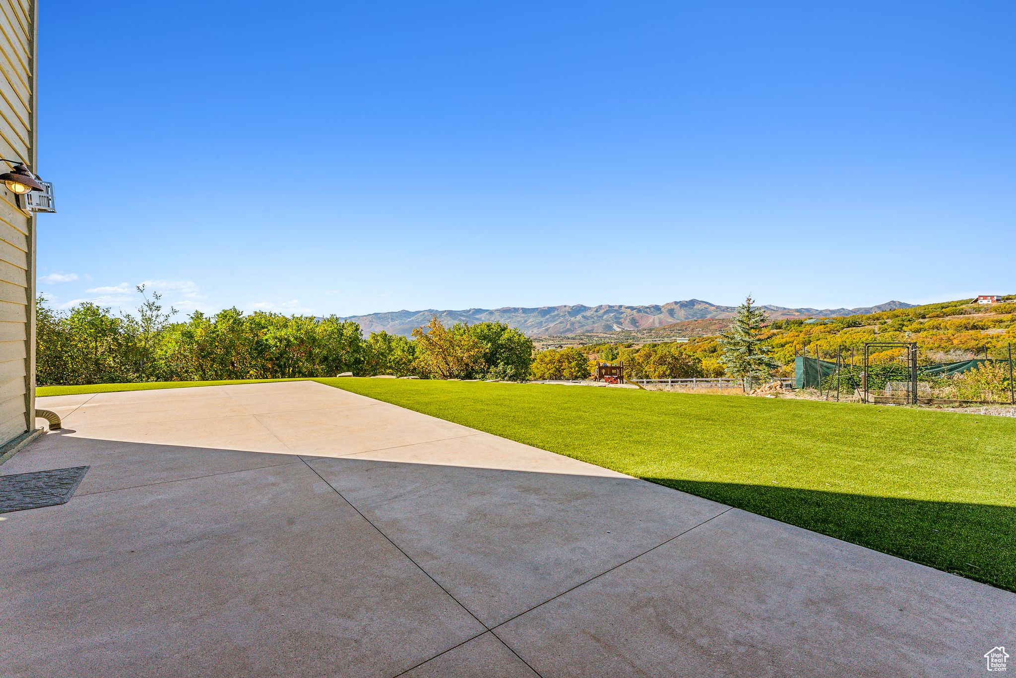 Snyderville, Utah 84098, United States, 4 Bedrooms Bedrooms, ,4 BathroomsBathrooms,Residential,Pending,42883