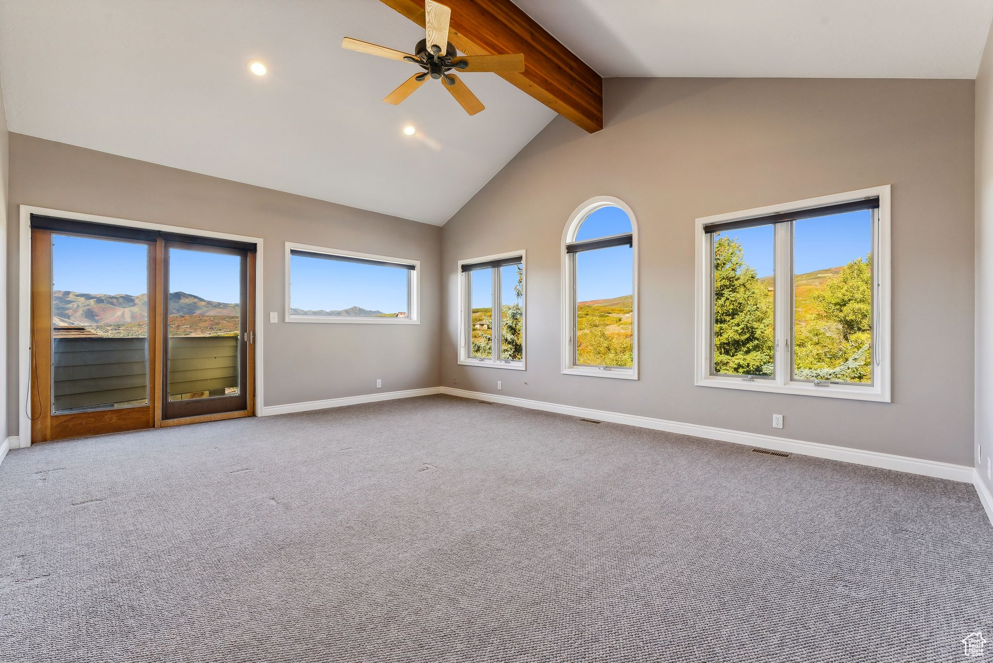 Snyderville, Utah 84098, United States, 4 Bedrooms Bedrooms, ,4 BathroomsBathrooms,Residential,Pending,42883