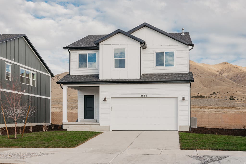 Photo of 3634 N EAGLE MEADOW DR #308, Eagle Mountain, UT 84005 (MLS # 2170578)