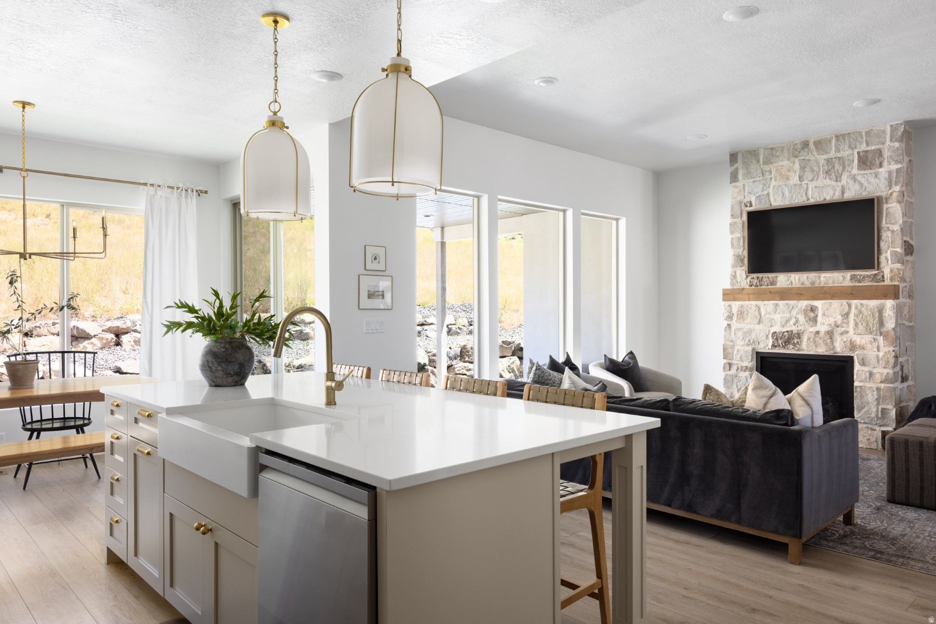 JOHNSON COVE - Residential