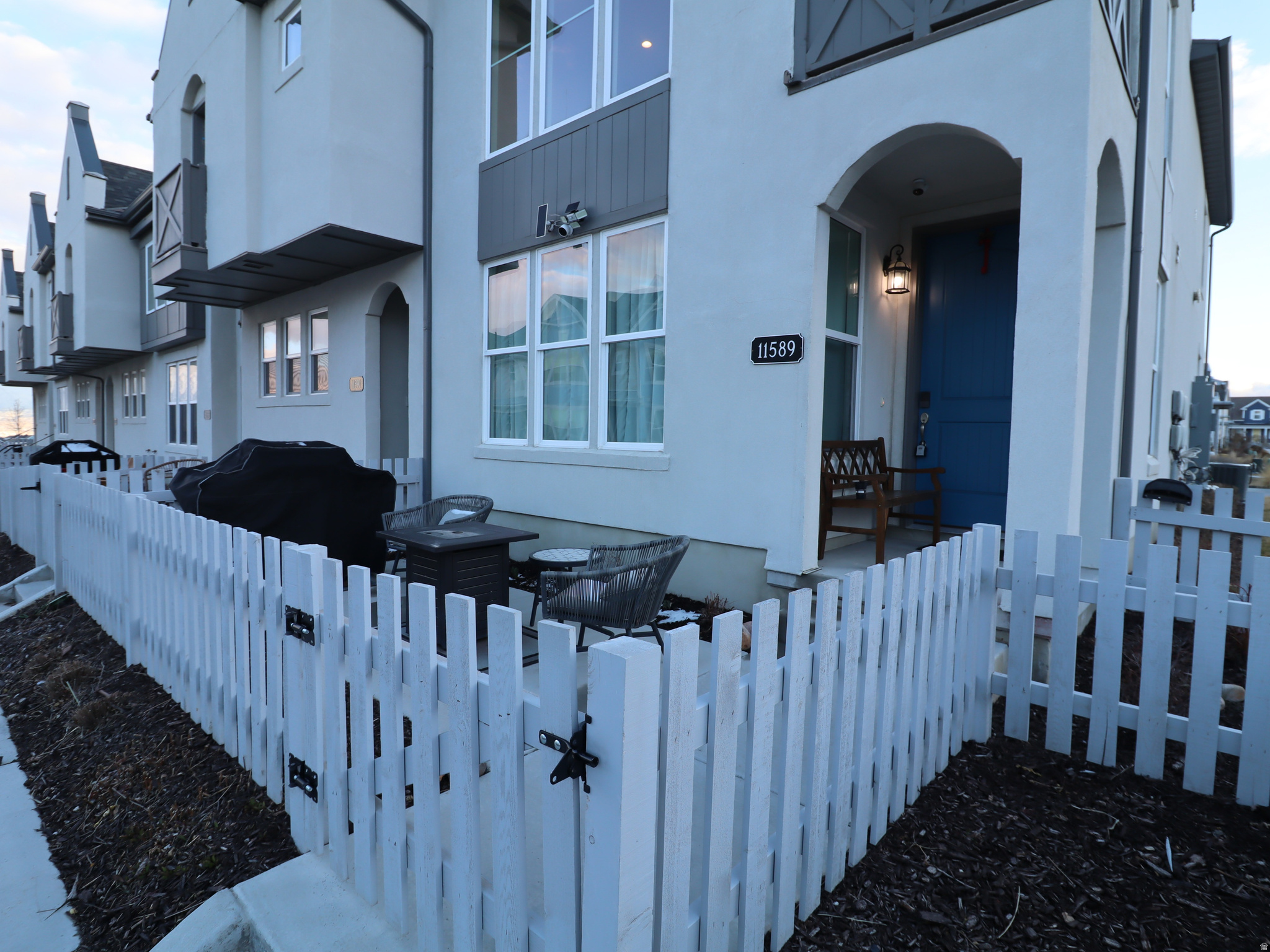 DAYBREAK - Residential