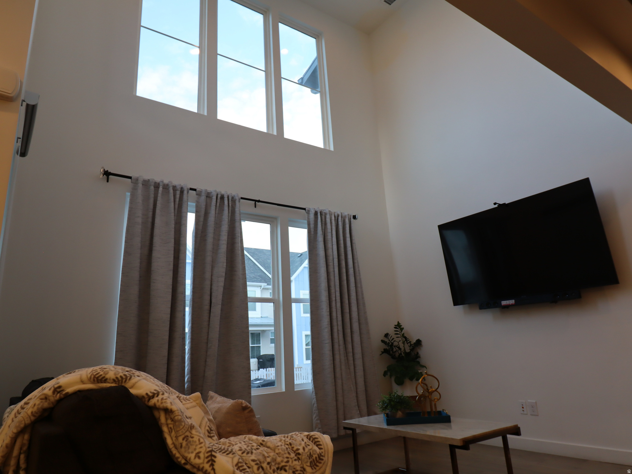 DAYBREAK - Residential