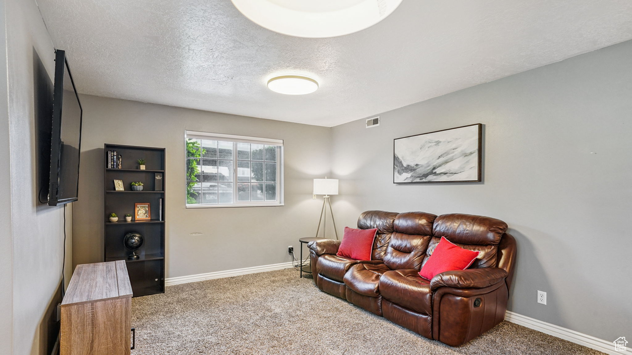 COUNTRY WOODS CONDOS - Residential