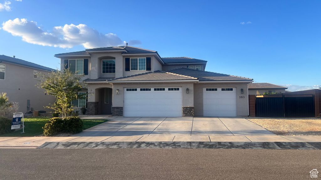 Photo of 3313 E MAPLE MOUNTAIN DR. DR, Saint George, UT 84790 (MLS # 2118531)