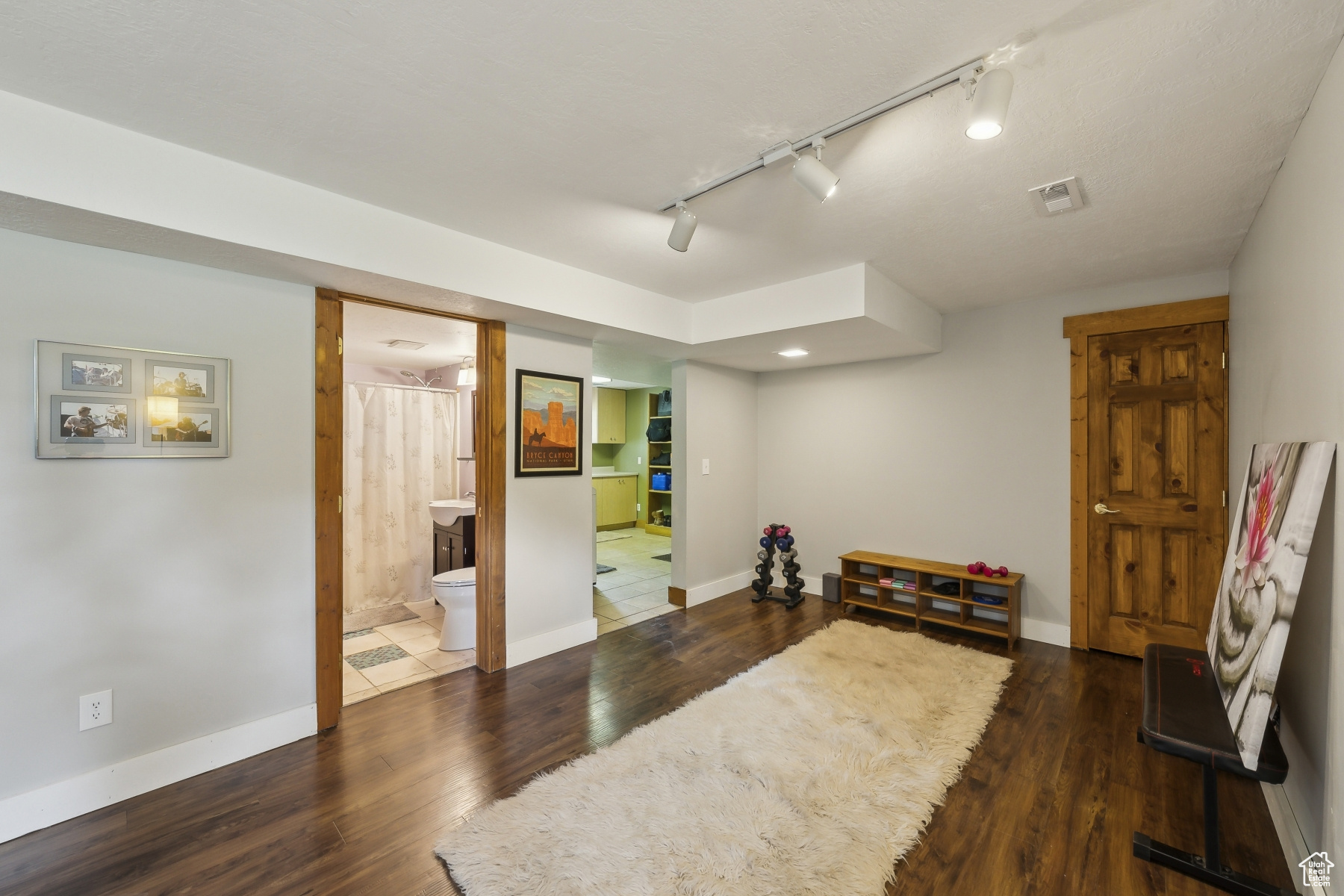 Park City, Utah 84098, United States, 4 Bedrooms Bedrooms, ,3 BathroomsBathrooms,Residential,Pending,133583