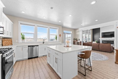 Tiny photo for 1857 E THUNDER GULCH RD N, Eagle Mountain, UT 84005 (MLS # 2138886)