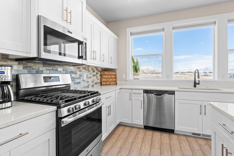 Tiny photo for 1857 E THUNDER GULCH RD N, Eagle Mountain, UT 84005 (MLS # 2138886)