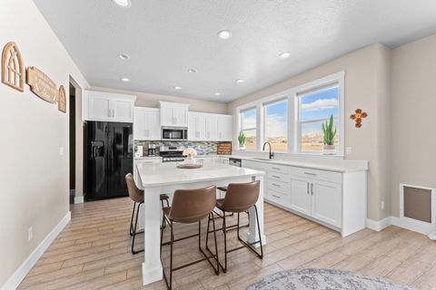 Tiny photo for 1857 E THUNDER GULCH RD N, Eagle Mountain, UT 84005 (MLS # 2138886)