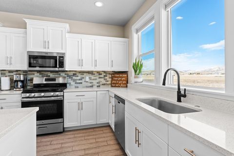Tiny photo for 1857 E THUNDER GULCH RD N, Eagle Mountain, UT 84005 (MLS # 2138886)