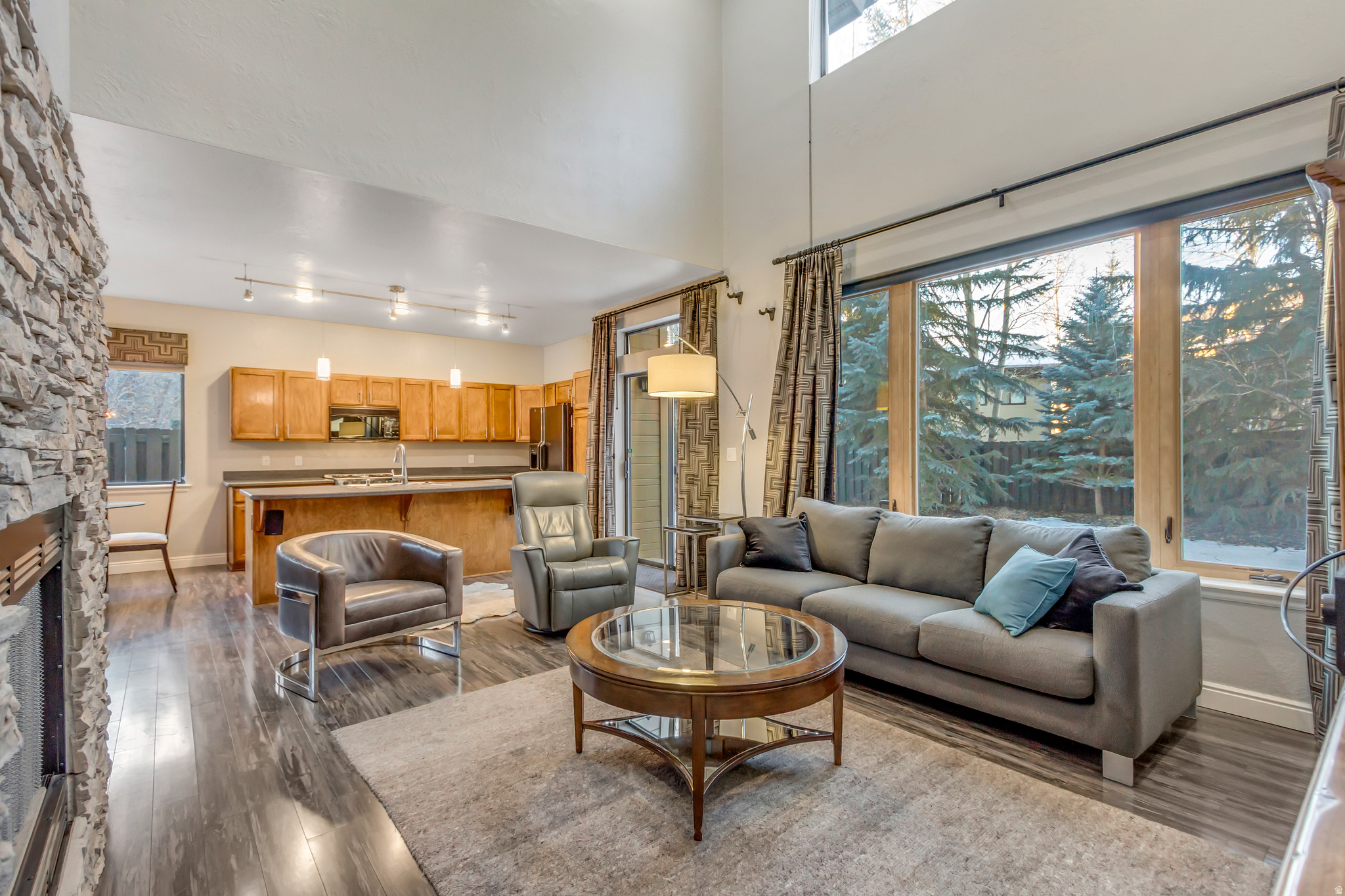 PINEBROOK COTTAGES - Residential