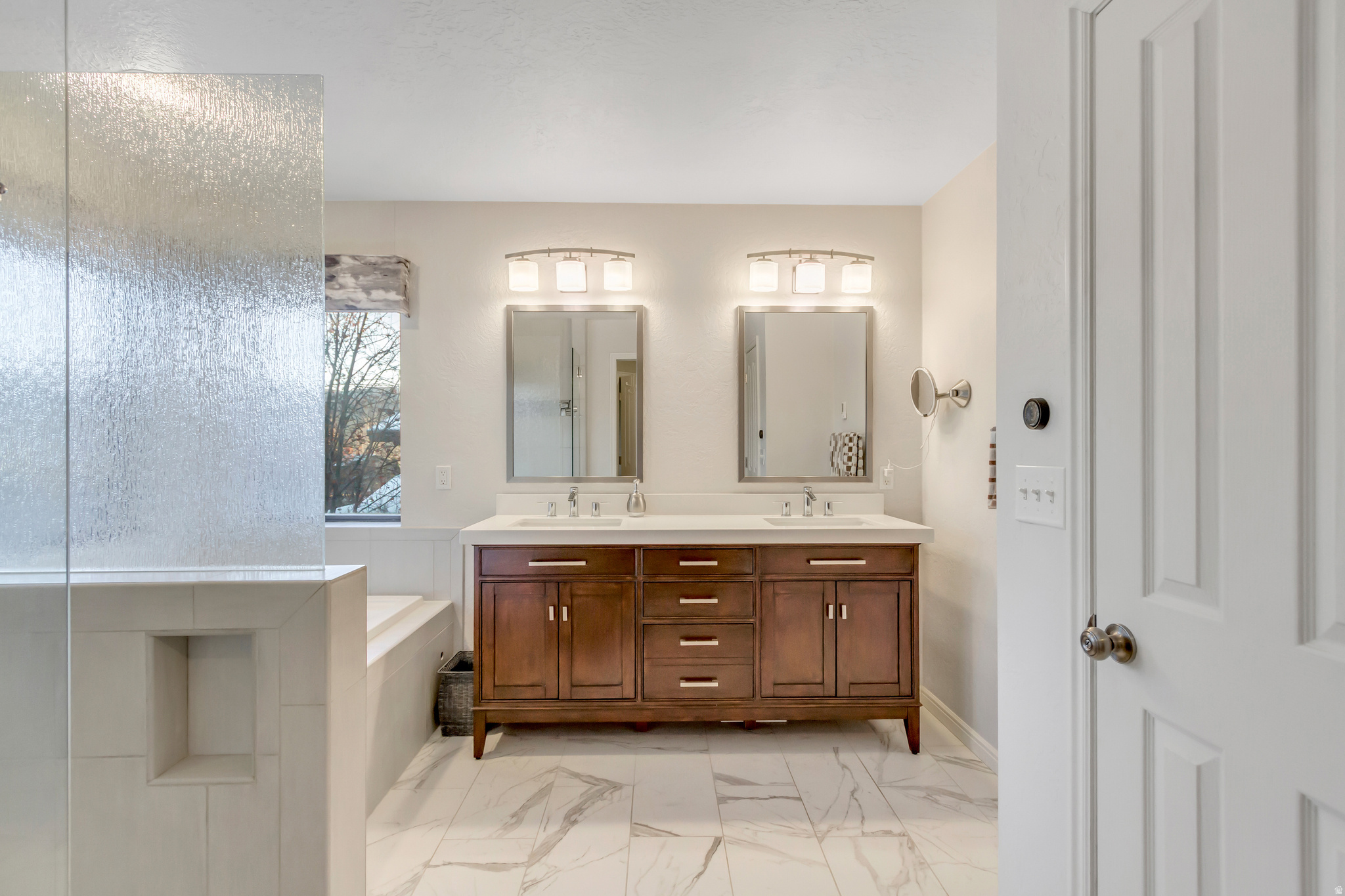 PINEBROOK COTTAGES - Residential