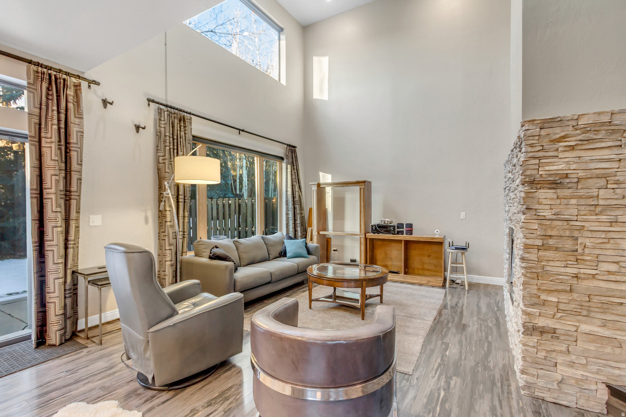 PINEBROOK COTTAGES - Residential