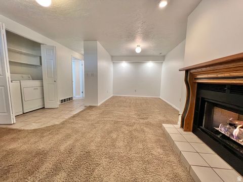 Tiny photo for 3434 S BROOK VIEW LN, Salt Lake City, UT 84106 (MLS # 2135122)