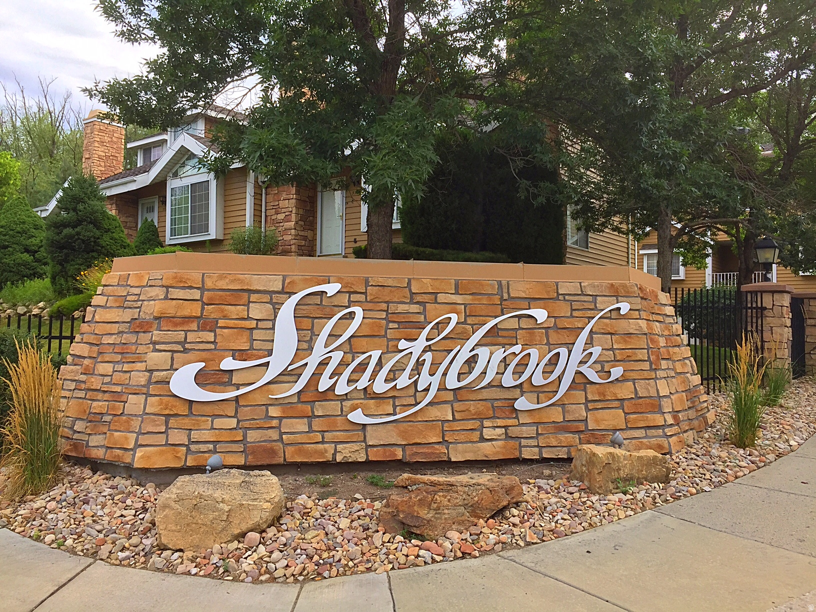 SHADYBROOK - Residential